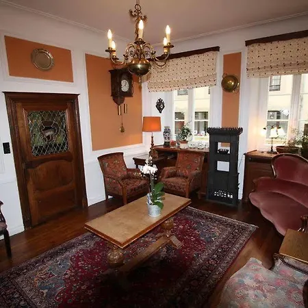 Heintz Hotel 3*